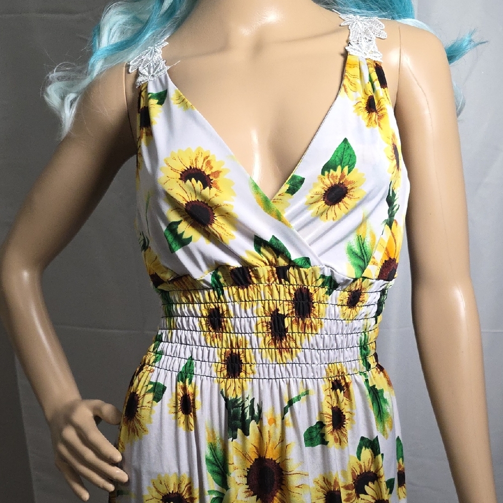 Sunflower Summer Dress – Size [L)